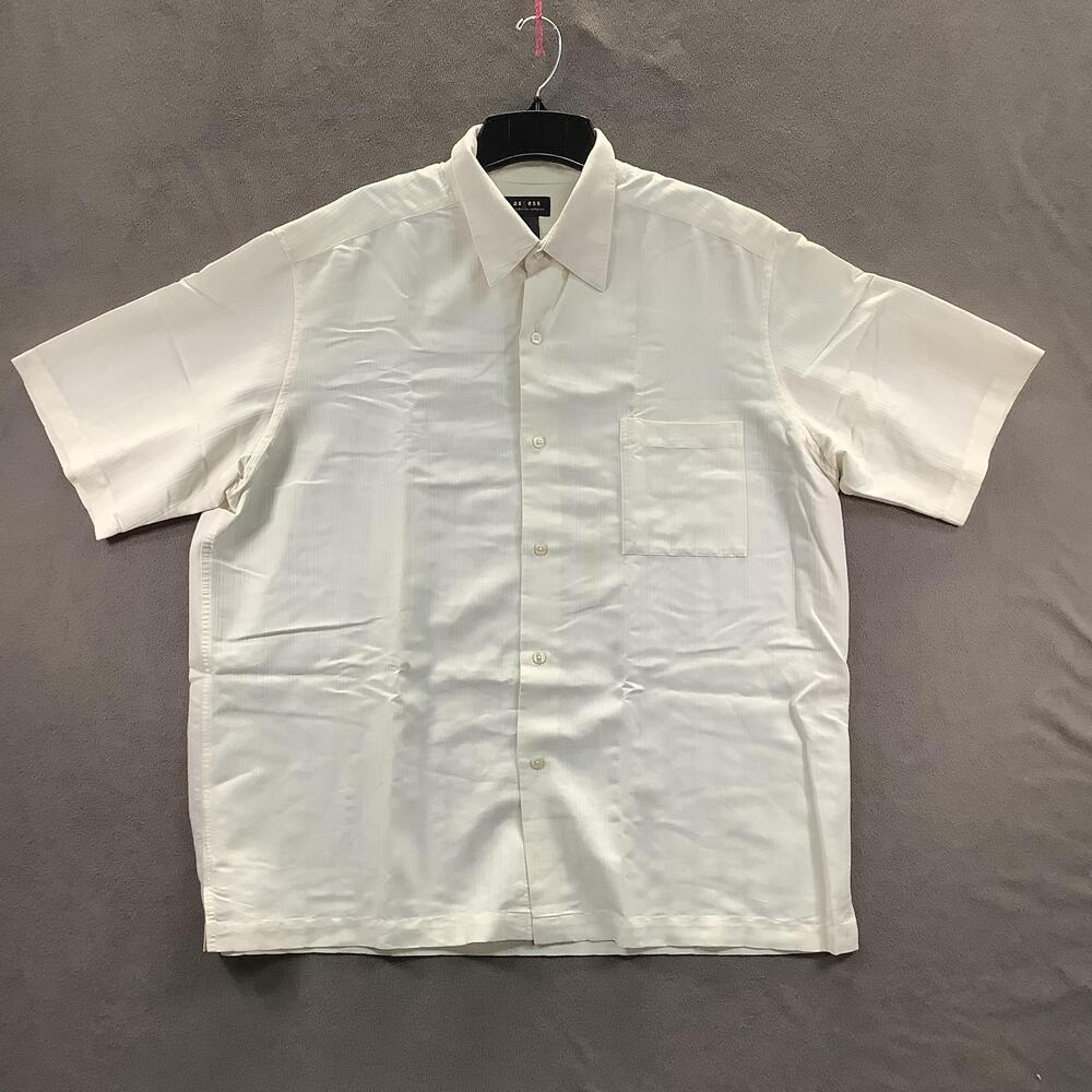 Axcess by Claiborne Shirt Mens XL White Short Sleeve Button Front Tonal Stripe